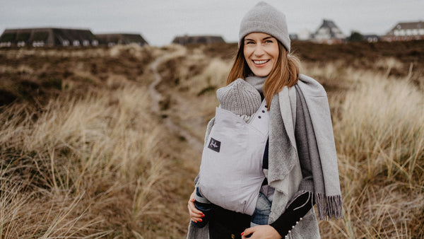 Baby wearing in winter - 6 benefits for you and your baby